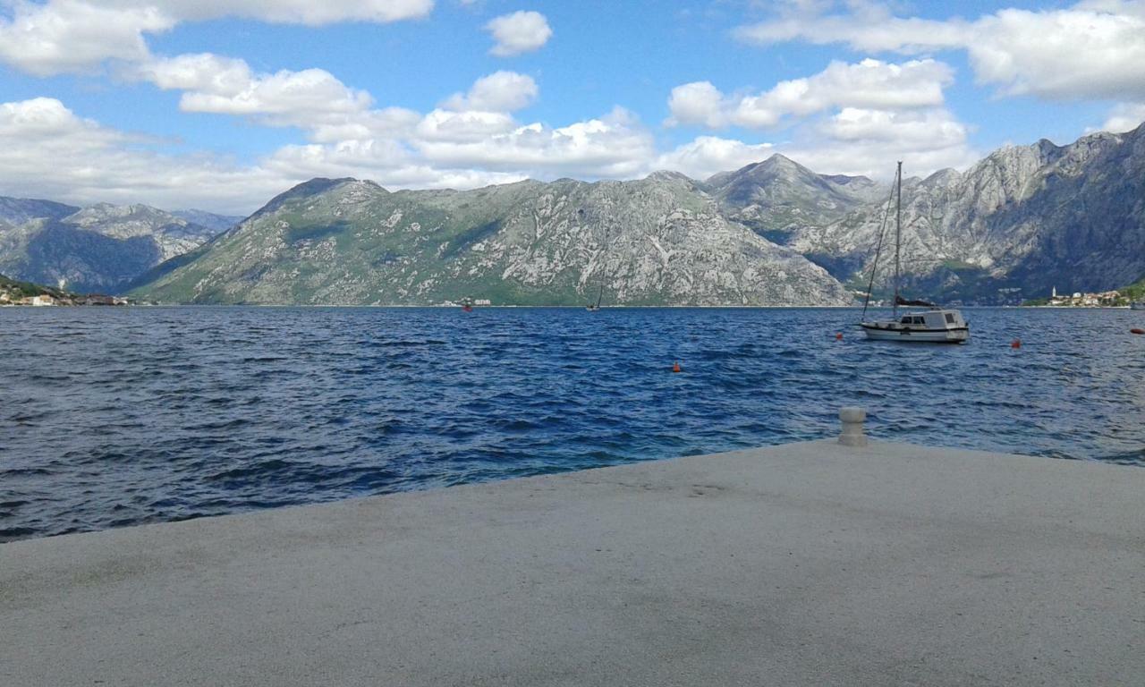 Apartment Adela Kotor Bagian luar foto